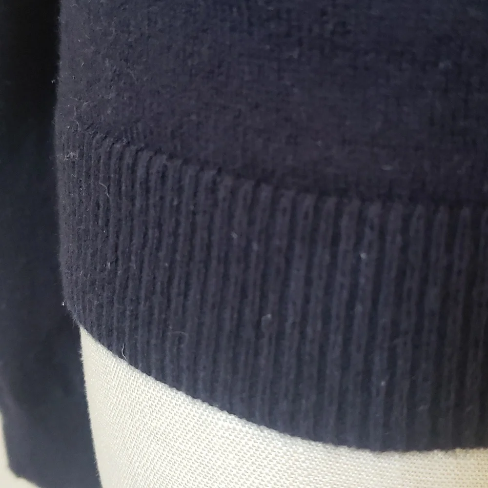 LANDS' END Black Cashmere Wool Sweater – Sequined V‑Neck | EXTRA SMALL